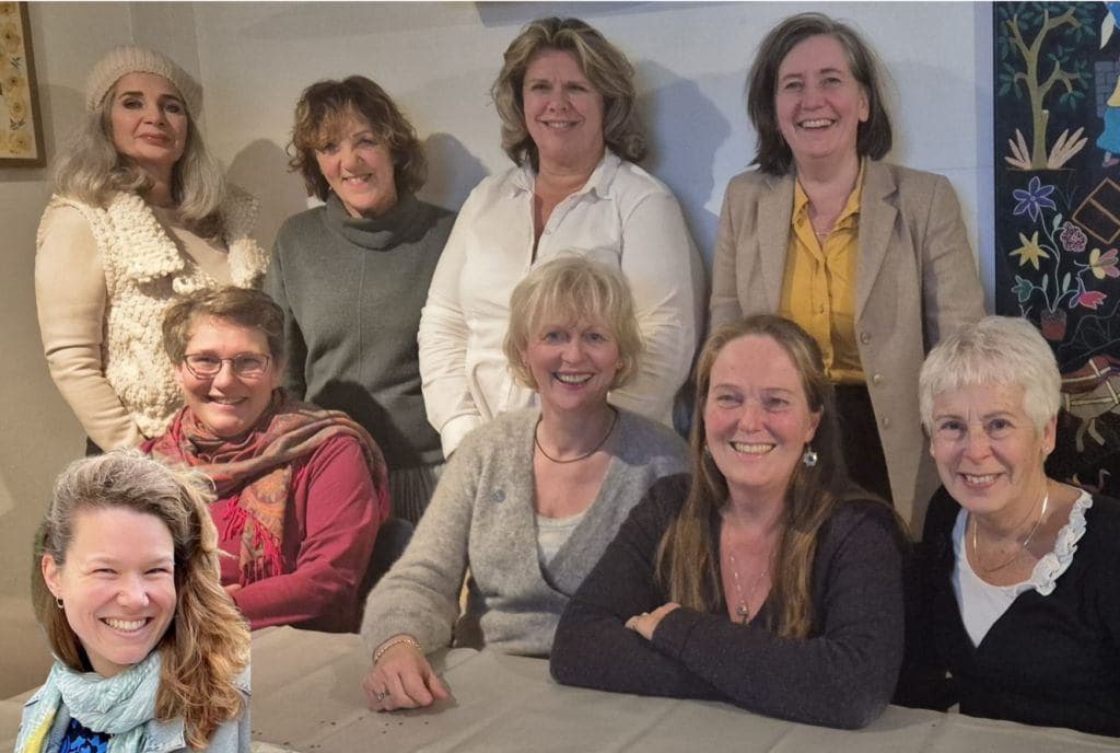 Putiton visits Iris Vastenouw lid van Soroptimisten Club Rotterdam Schieland image