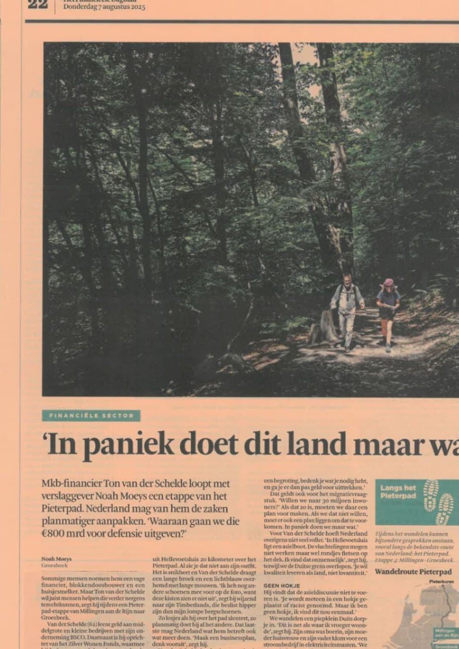 “Langs het Pieterpad” van Het Financieele Dagblad. image
